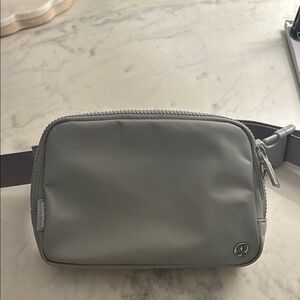 Lululemon fanny pack